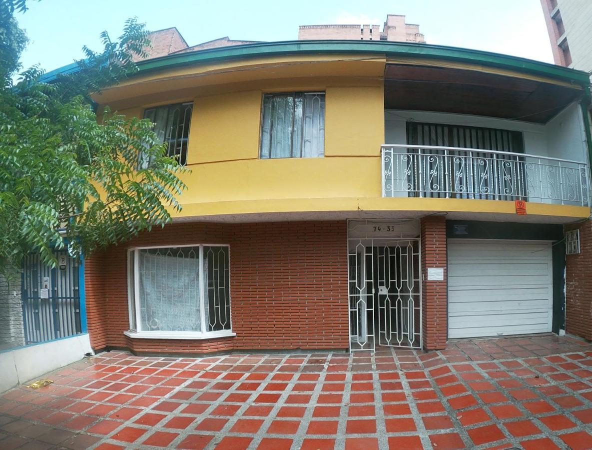 Le VI Hostal Medellin Ngoại thất bức ảnh